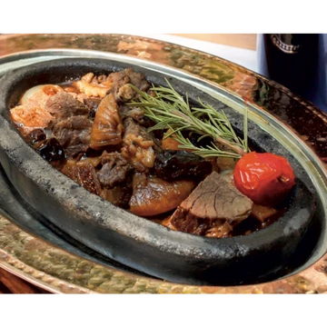 The Fiery Allure of Testi Kebab (Pottery Kebab) in the Top Restaurant in Istanbul